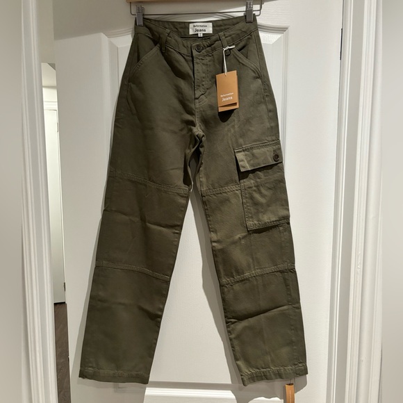 Reformation Bailey Cargo Pant - Picture 4 of 7
